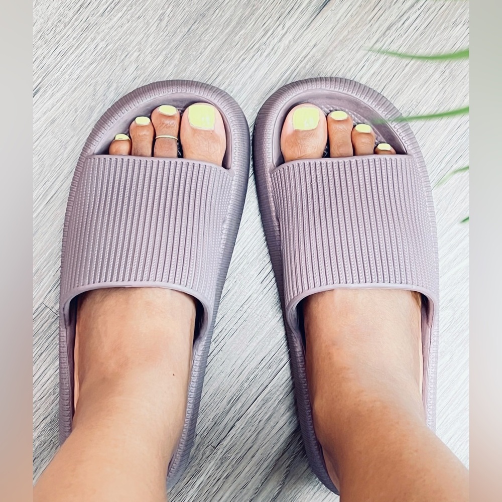 Cloud plush slipper sandals